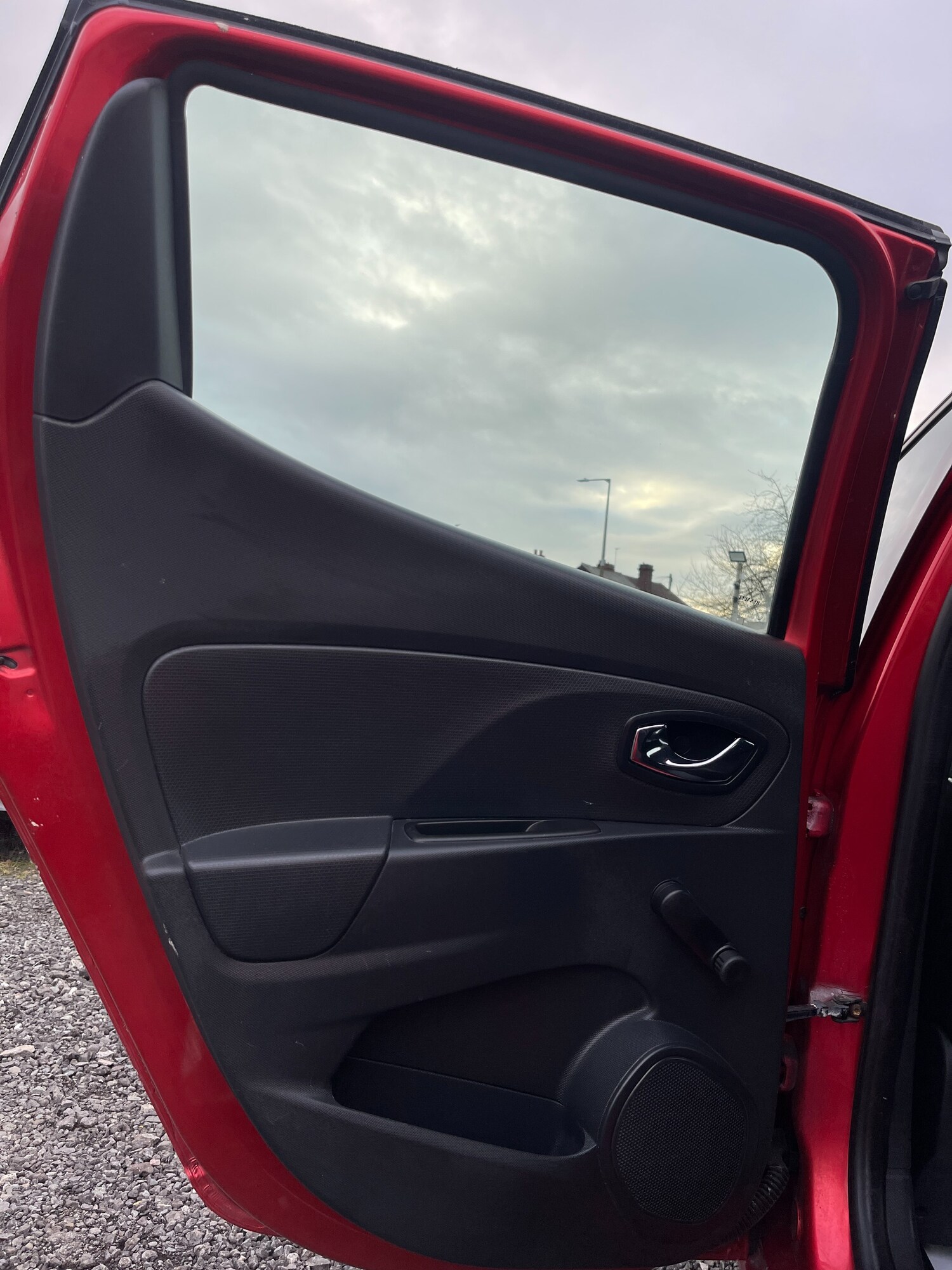 Used Renault Clio for sale - 77743452: Photo 25