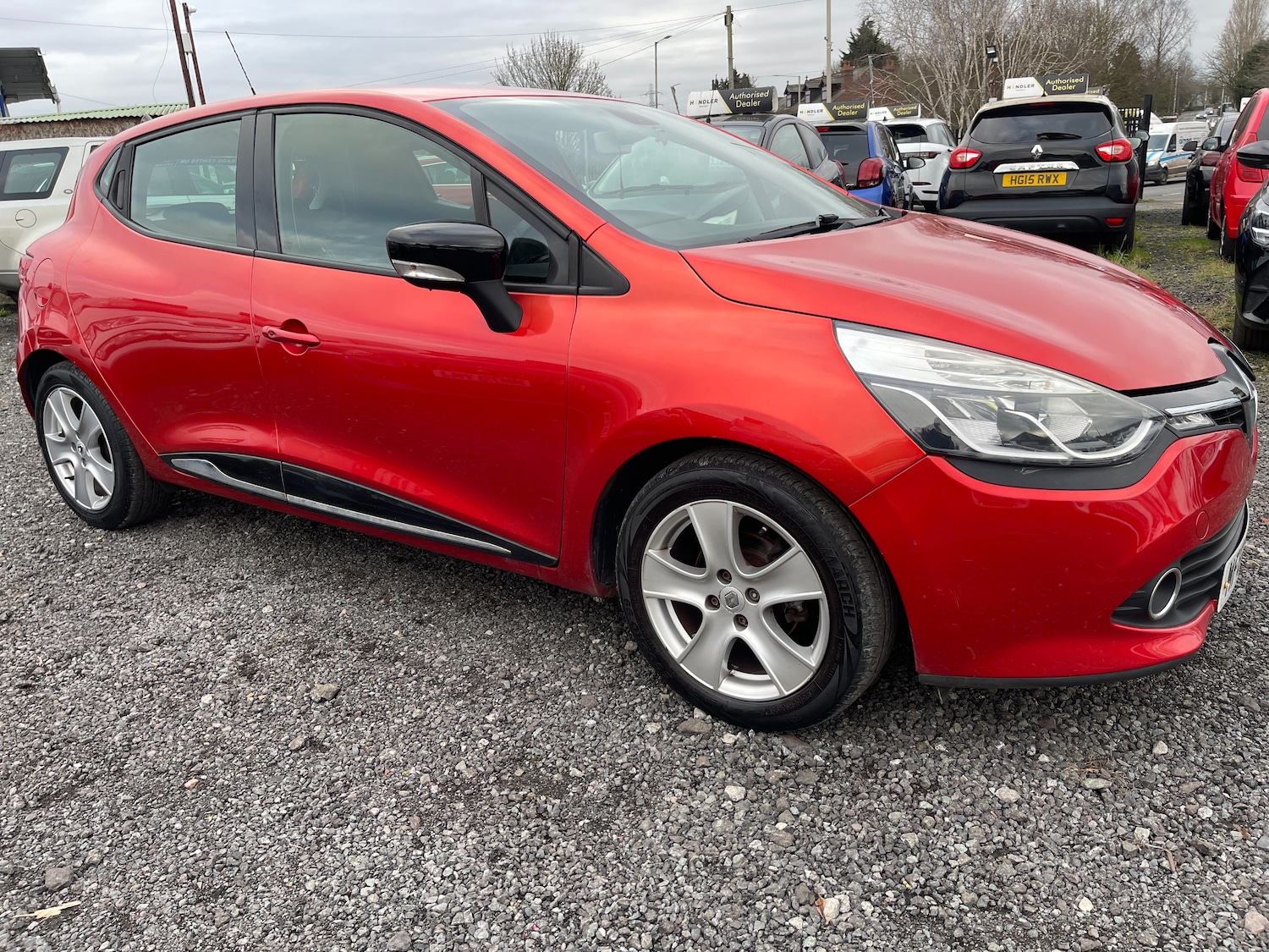 Used Renault Clio for sale - 77743452: Photo 3