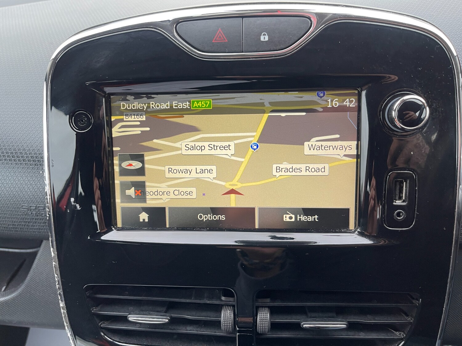 Used Renault Clio for sale - 77743452: Photo 49