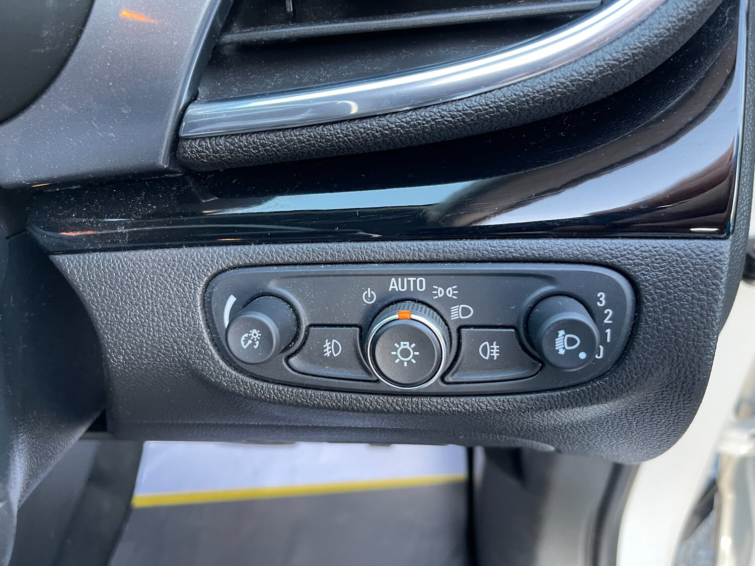 Used Vauxhall Mokka X 2017 for sale - 76030244: Photo 18