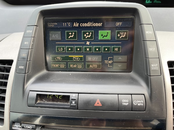 Used Toyota Prius 2005 for sale - 76219719: Photo 23