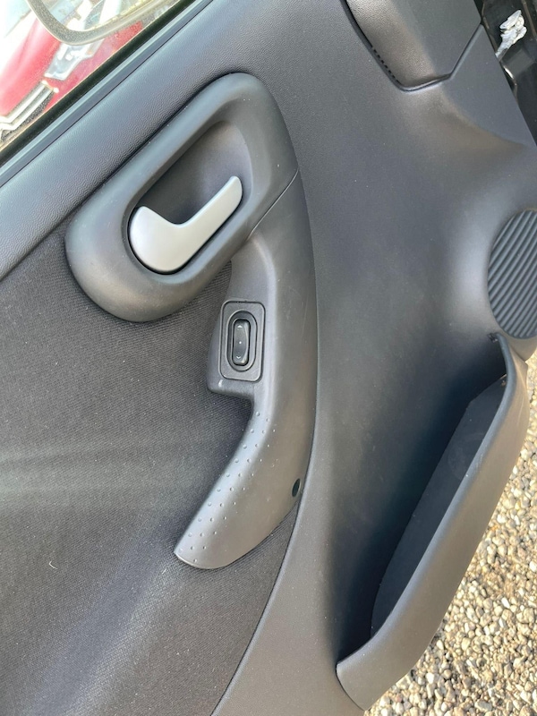 Used Vauxhall Corsa 2006 for sale - 74999957: Photo 17