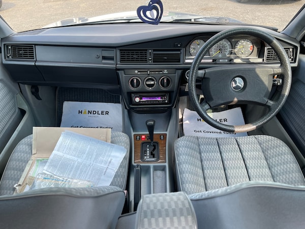 Used Mercedes-Benz 190 for sale - 74999904: Photo 32