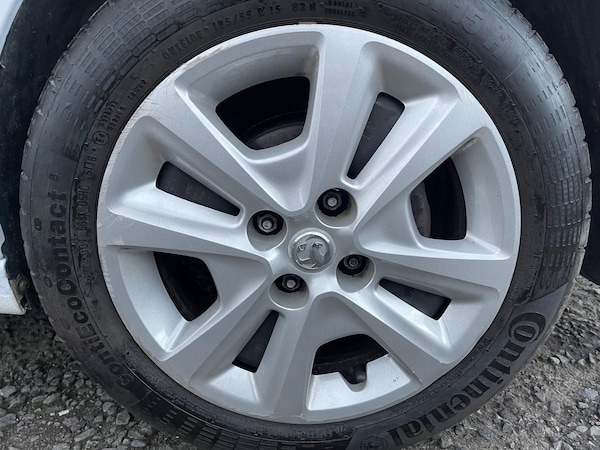 Used Vauxhall Viva 2018 for sale - 74999856: Photo 40