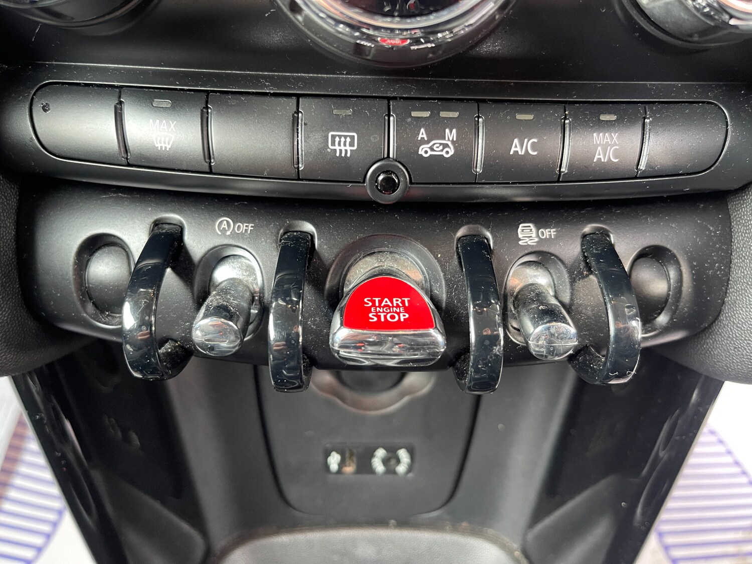 Used MINI Hatch 2016 for sale - 77641759: Photo 42