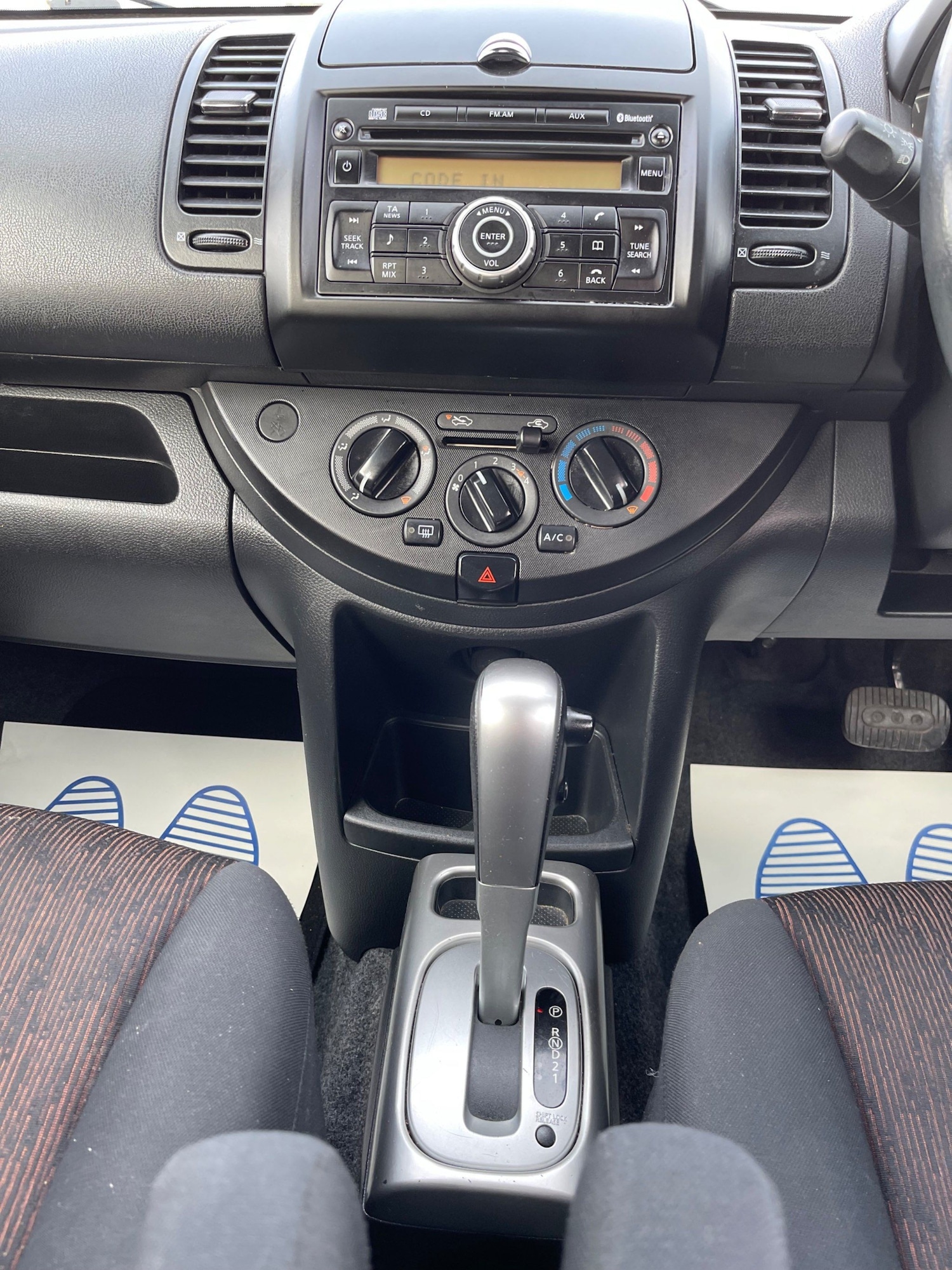 Vehicle 33