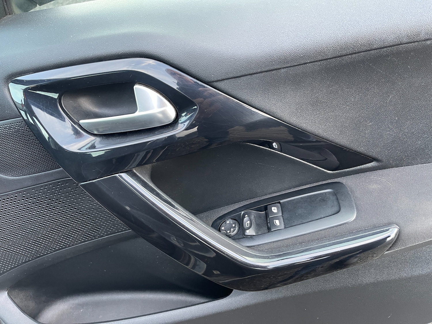 Used Peugeot 208 2013 for sale - 76972936: Photo 22