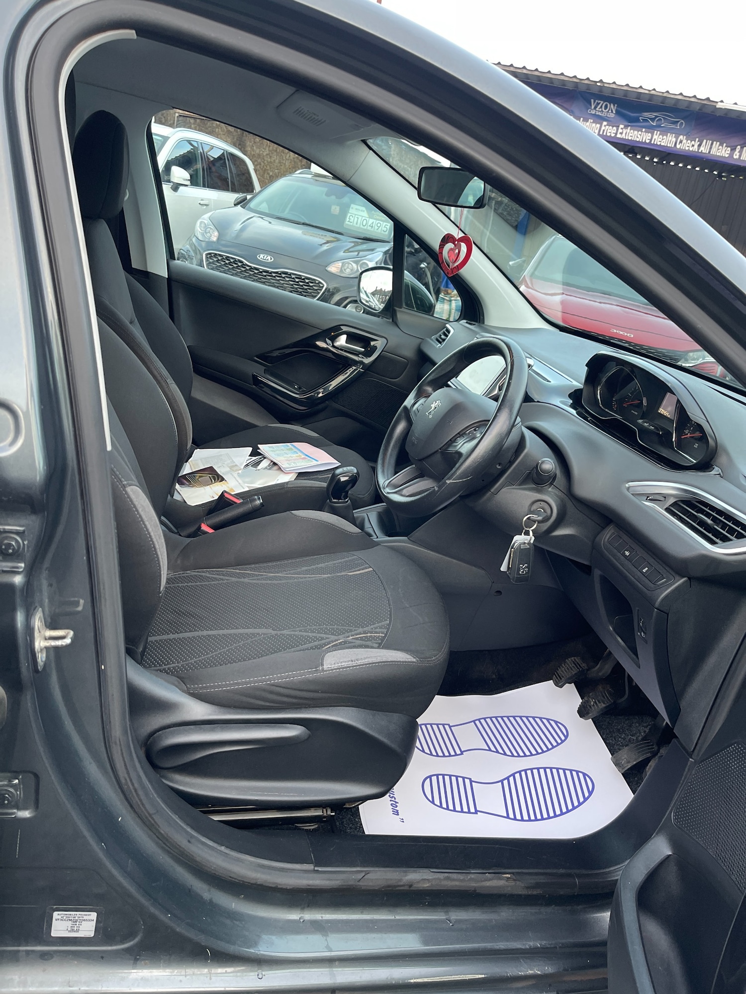 Used Peugeot 208 2013 for sale - 76972936: Photo 23