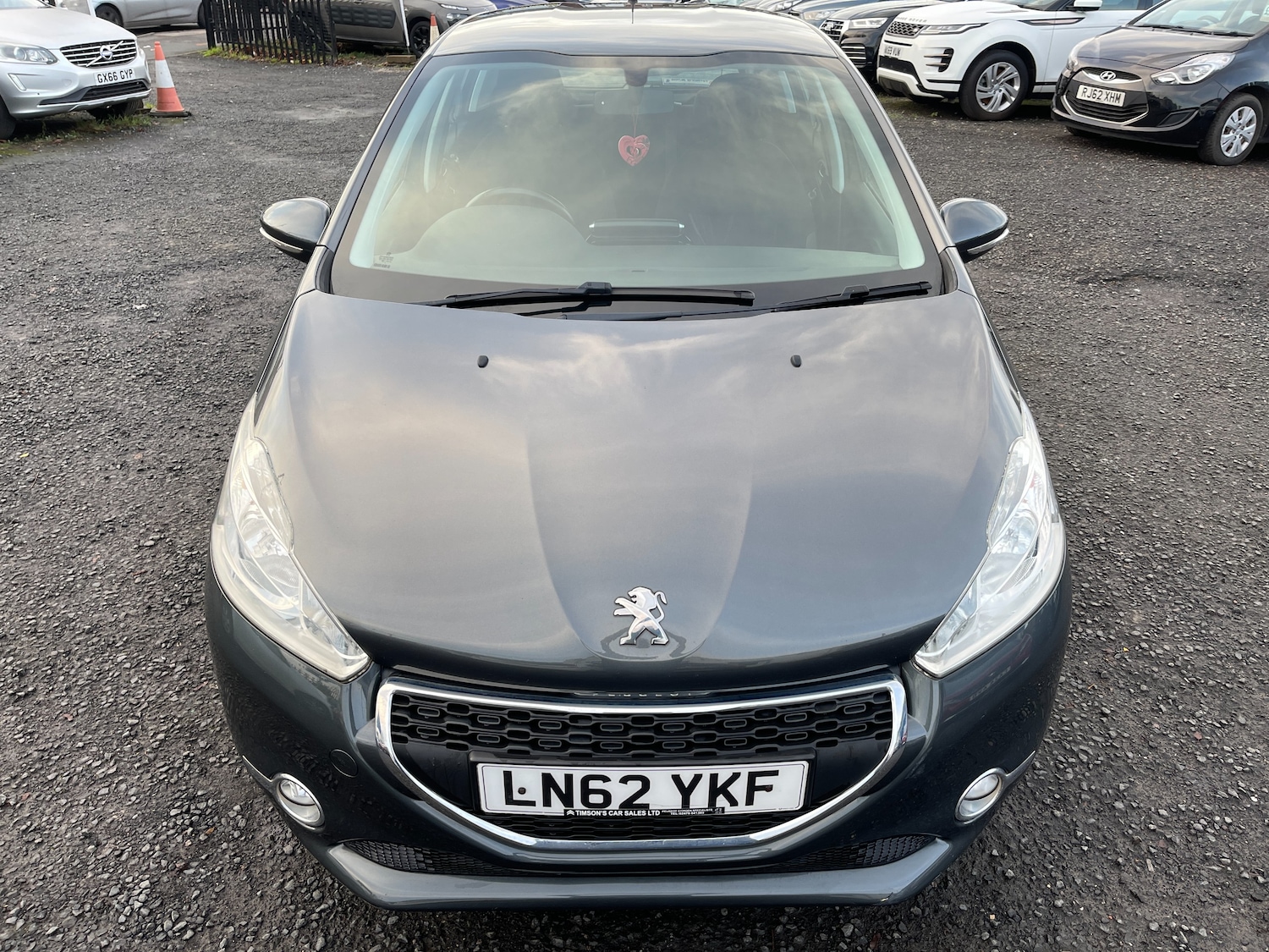 Used Peugeot 208 2013 for sale - 76972936: Photo 8
