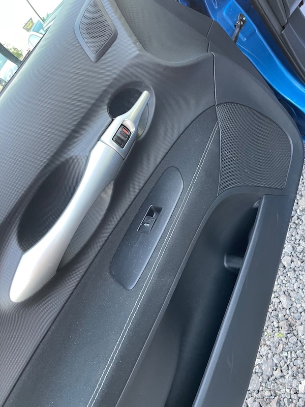 Used Toyota Auris 2012 for sale - 74999972: Photo 28