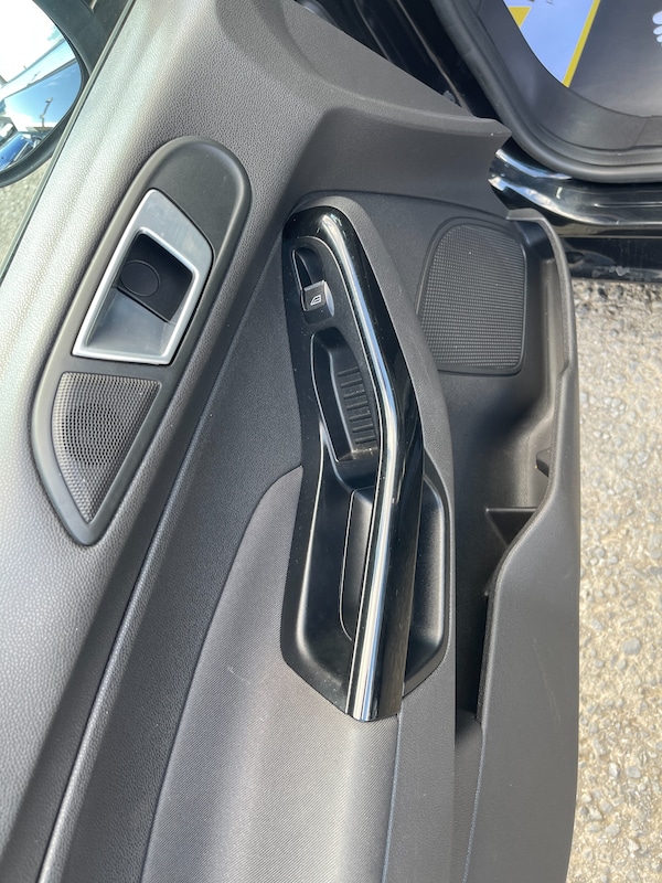 Used Ford Fiesta 2014 for sale - 75283536: Photo 27