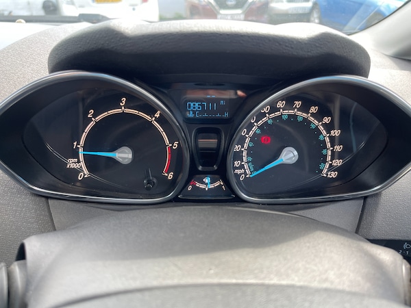 Used Ford Fiesta 2014 for sale - 75283536: Photo 38