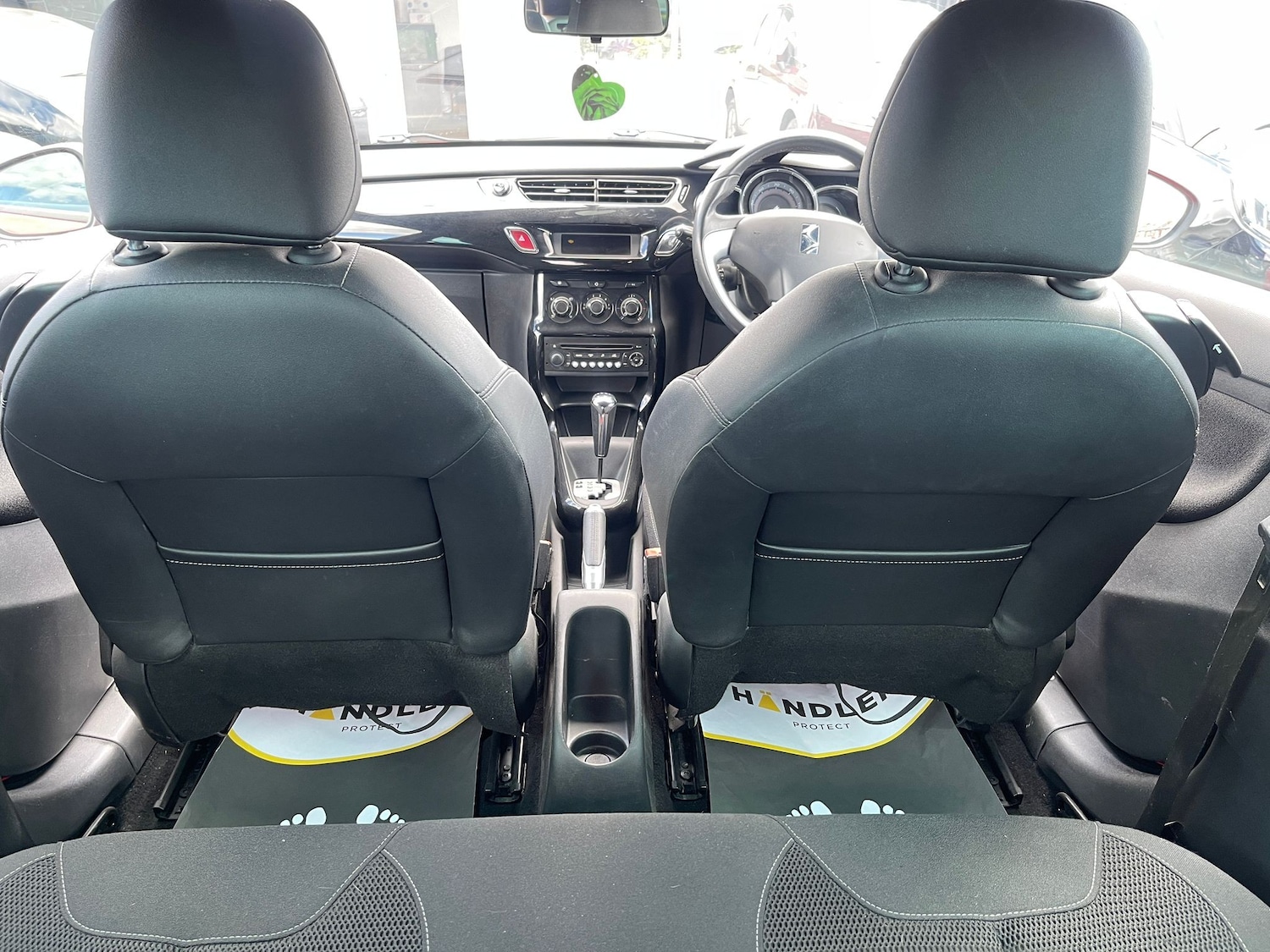 Vehicle 29
