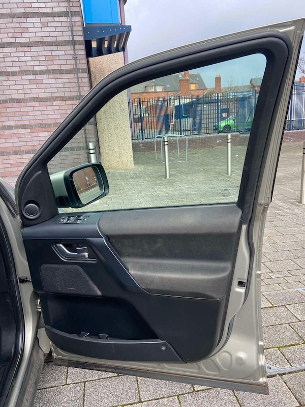 Used Land Rover Freelander 2 2011 for sale - 74999901: Photo 19