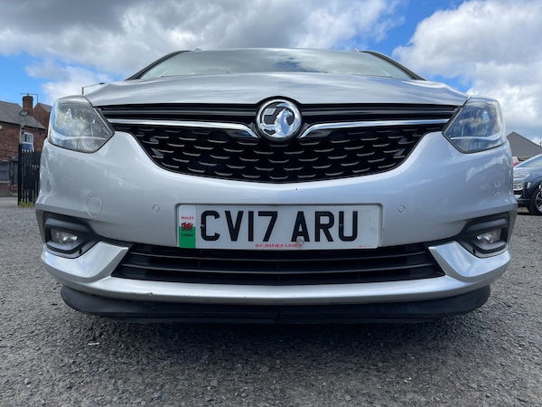 Used Vauxhall Zafira Tourer 2017 for sale - 75196649: Photo 8