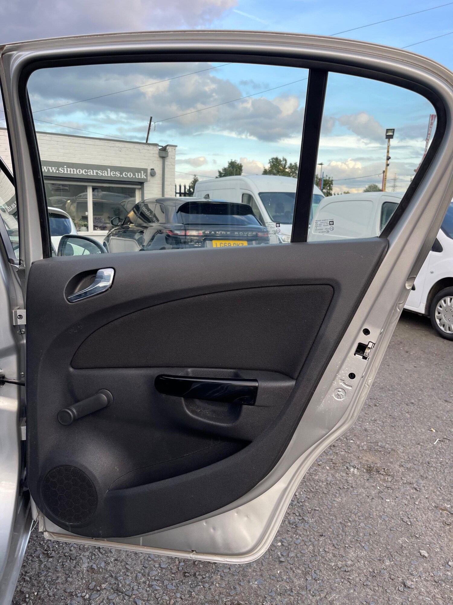 Used Vauxhall Corsa 2014 for sale - 77692055: Photo 18