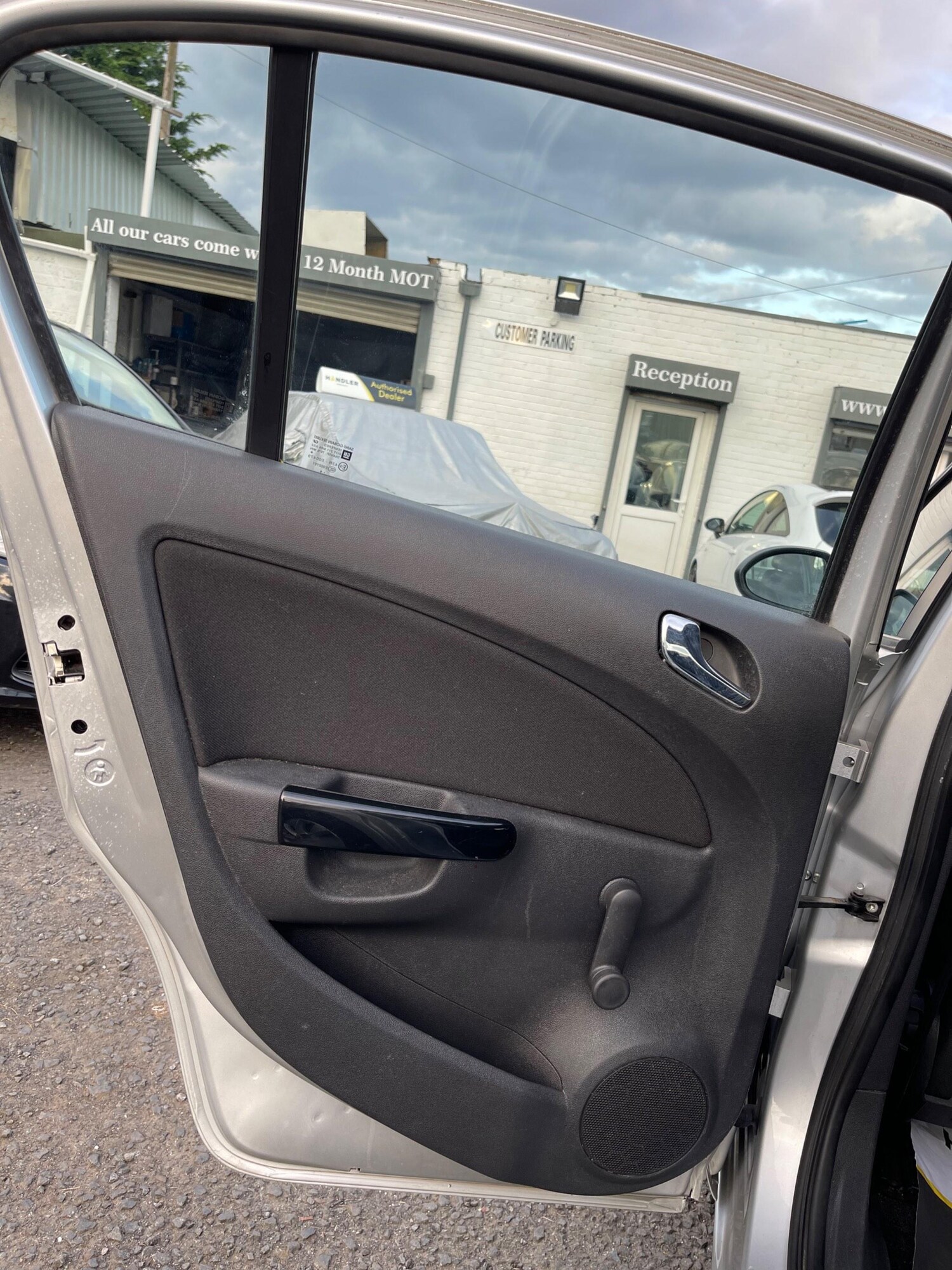 Used Vauxhall Corsa 2014 for sale - 77692055: Photo 23