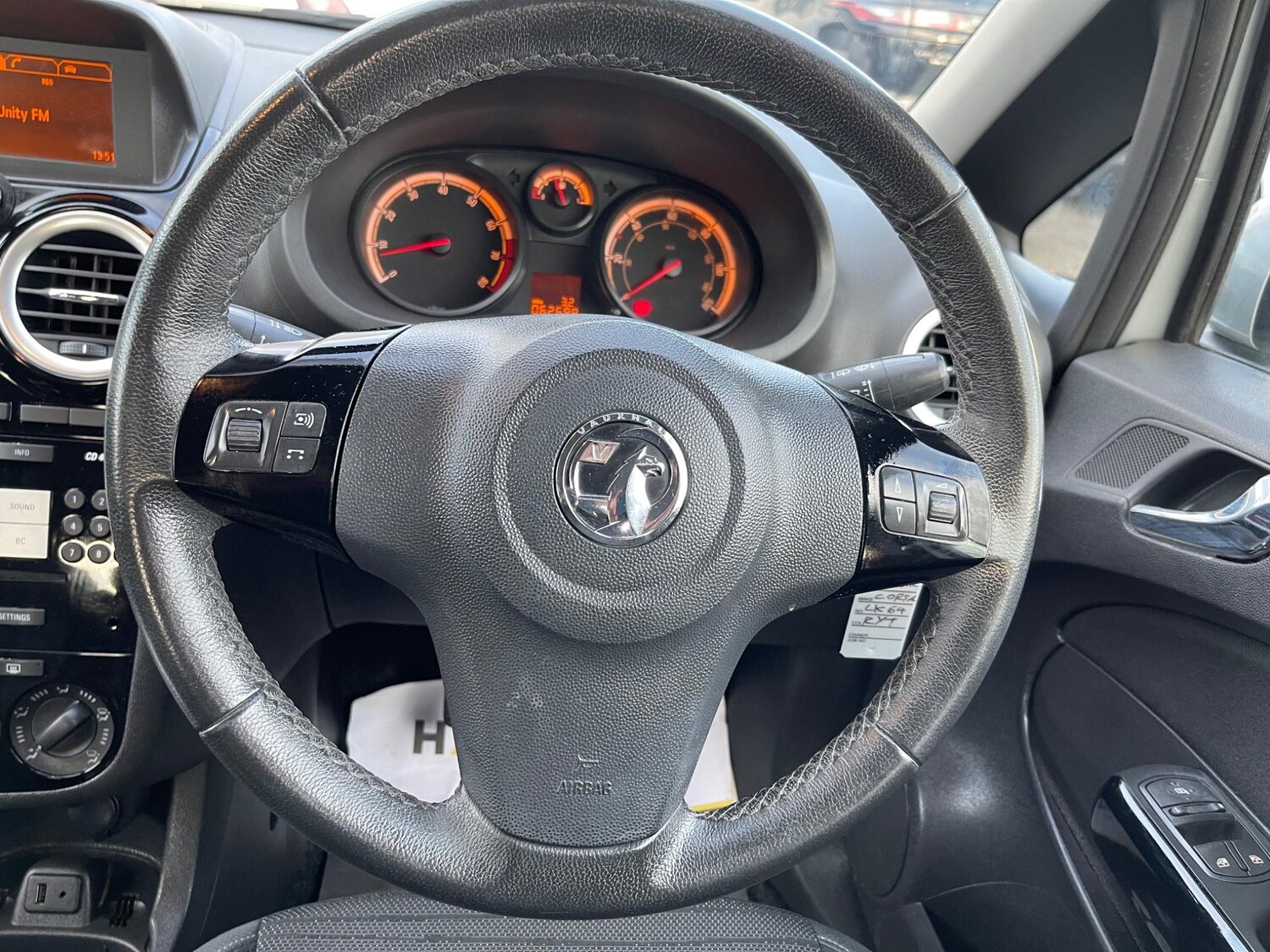 Used Vauxhall Corsa 2014 for sale - 77692055: Photo 35