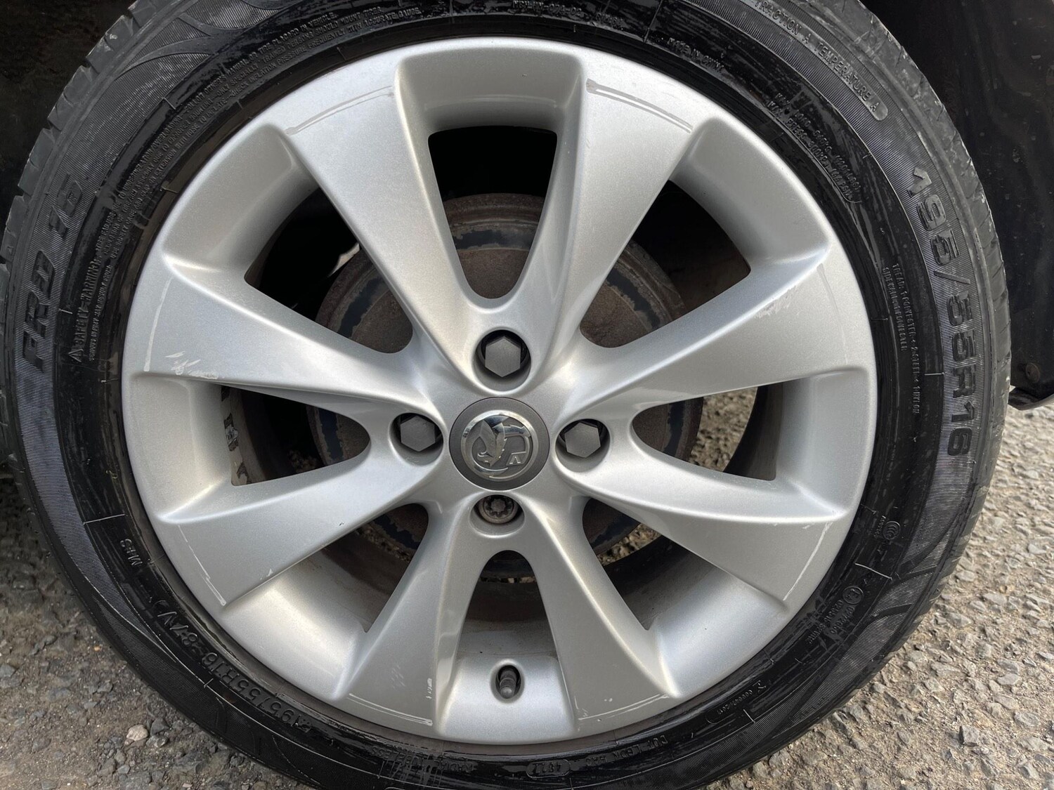 Used Vauxhall Corsa 2014 for sale - 77692055: Photo 39