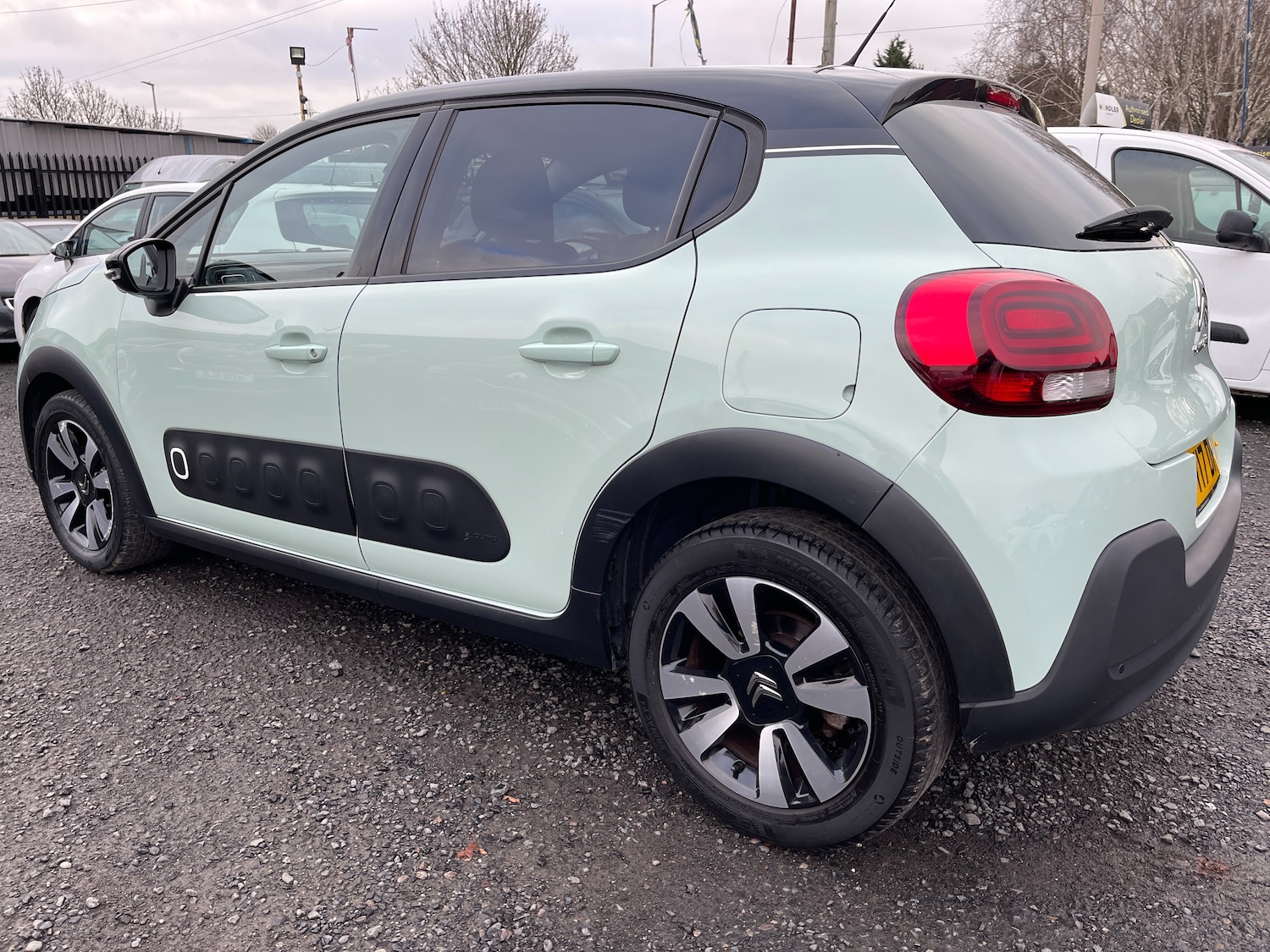 Used Citroen C3 2017 for sale - 76905174: Photo 4