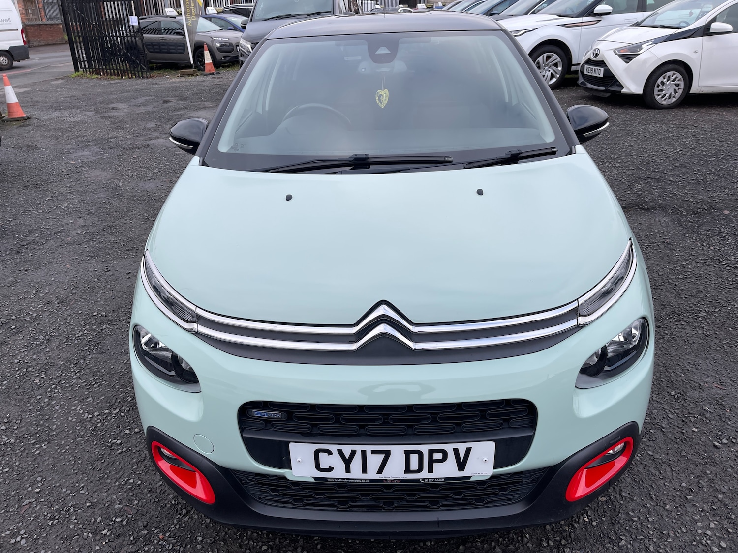Used Citroen C3 2017 for sale - 76905174: Photo 8