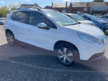 Used Peugeot 2008 2014 for sale - 78331688: Photo