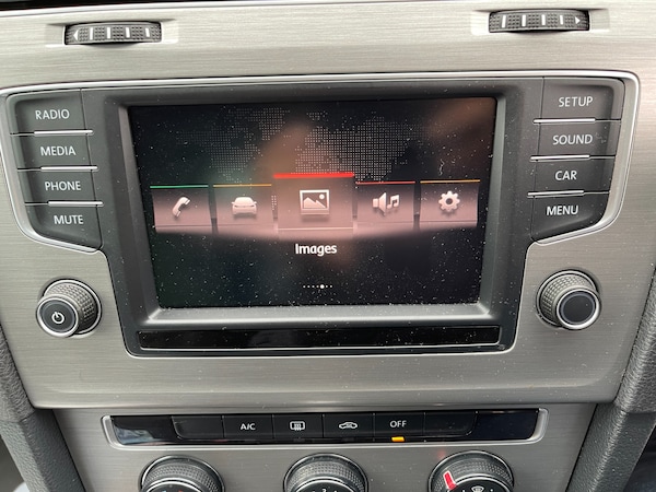 Used Volkswagen Golf 2015 for sale - 76311778: Photo 40