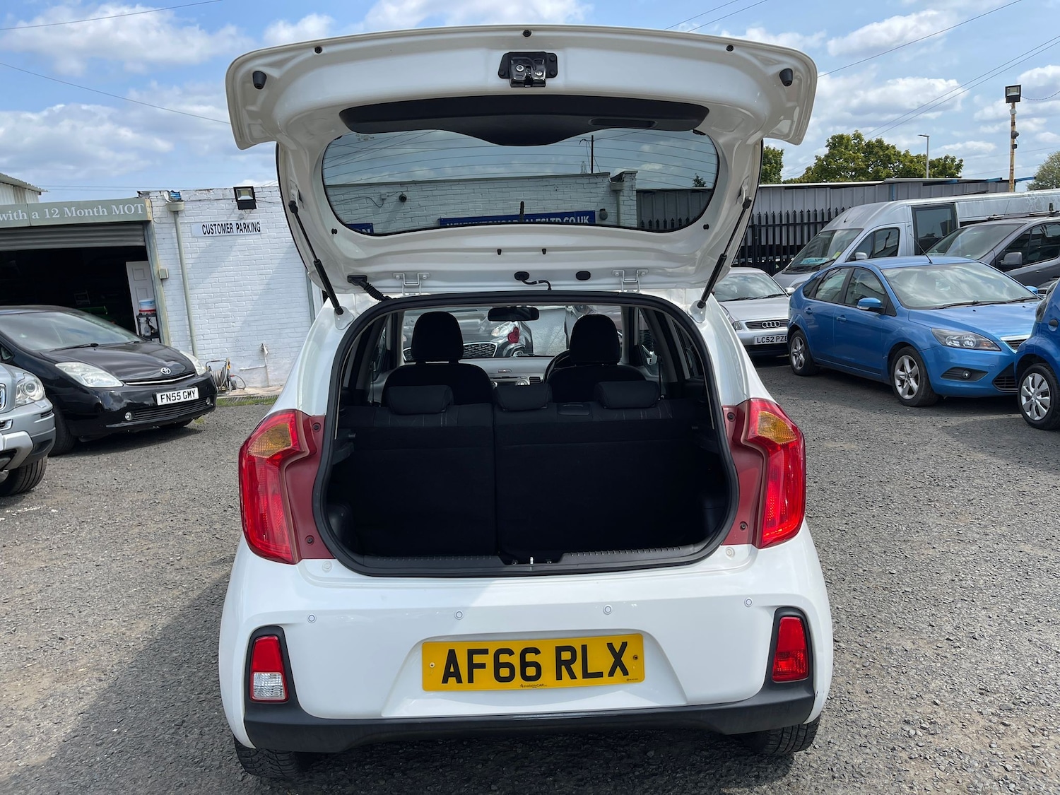 Used Kia Picanto 2016 for sale - 75541983: Photo 56