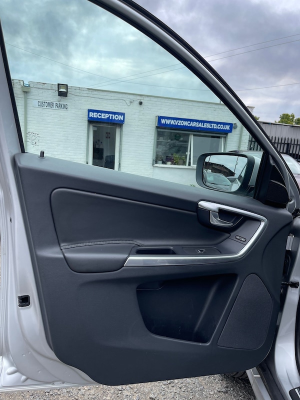 Used Volvo XC60 2016 for sale - 75376506: Photo 33