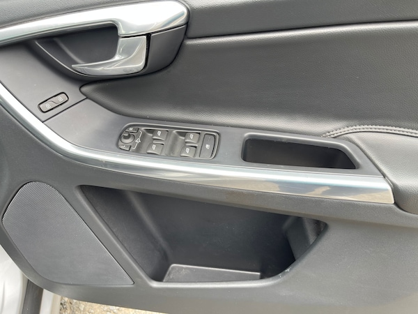 Used Volvo XC60 2016 for sale - 75376506: Photo 49
