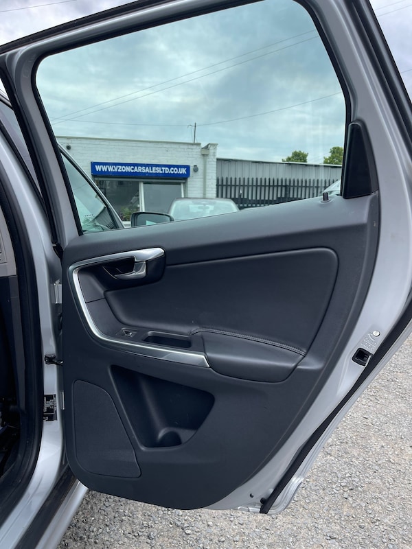 Used Volvo XC60 2016 for sale - 75376506: Photo 61