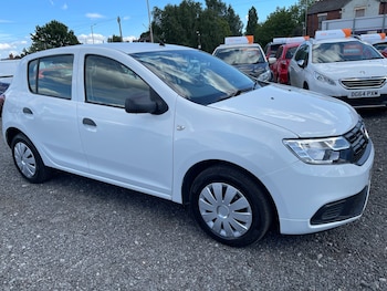 Used Dacia Sandero 2019 for sale - 79112023: Photo