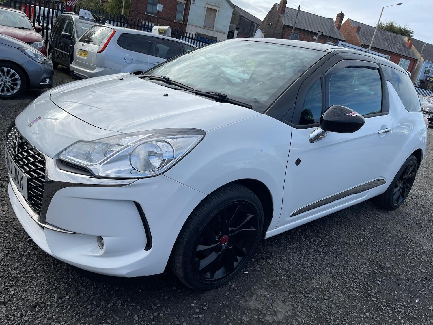 Used DS Automobiles DS 3 2017 for sale - 76429520: Photo 2