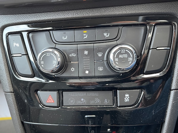 Used Vauxhall Mokka X 2018 for sale - 76186904: Photo 15