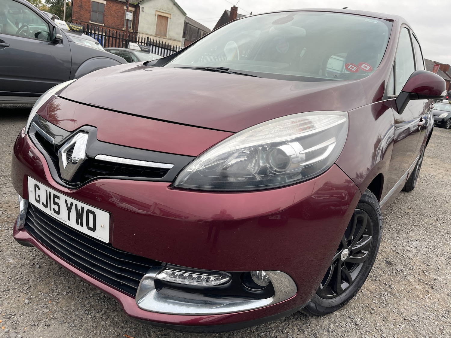 Used Renault Scenic 2015 for sale - 76313789: Photo 1