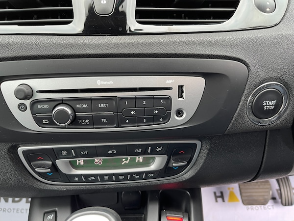 Used Renault Scenic 2015 for sale - 76313789: Photo 24
