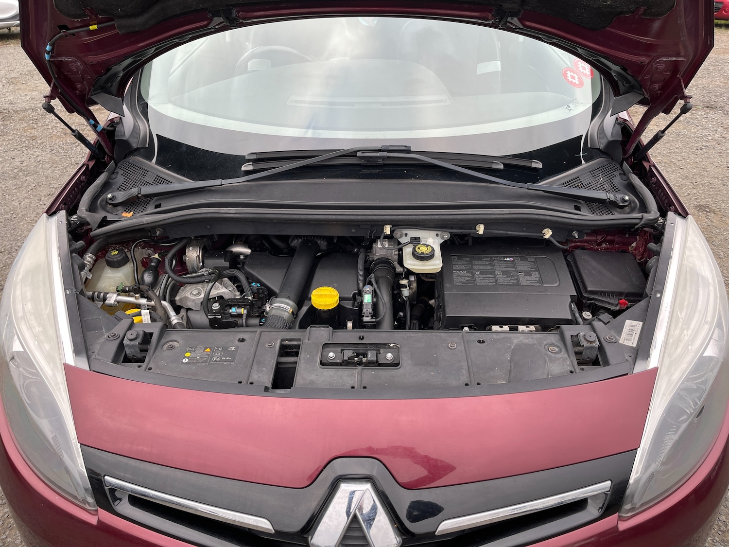 Used Renault Scenic 2015 for sale - 76313789: Photo 29