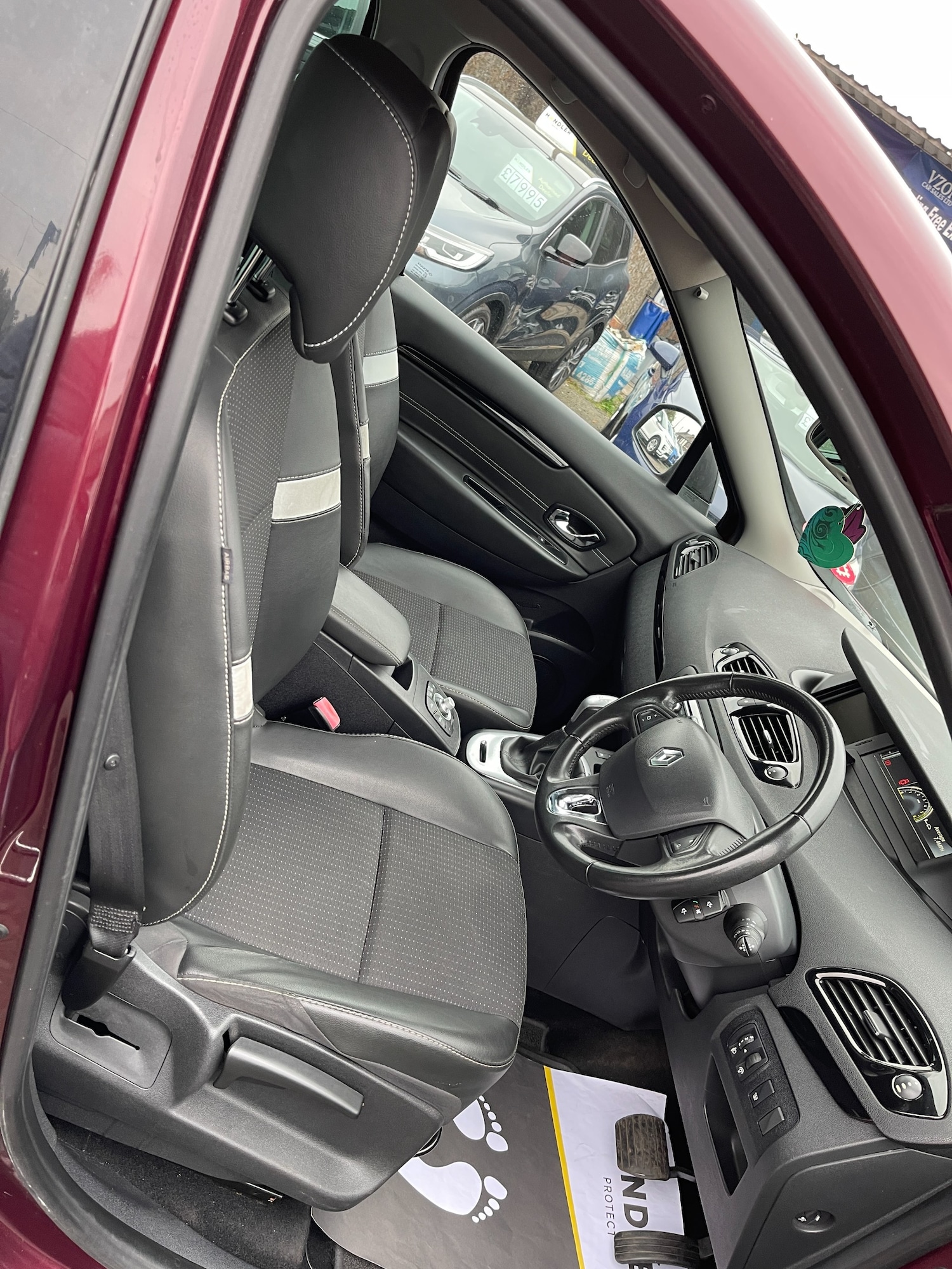 Used Renault Scenic 2015 for sale - 76313789: Photo 51