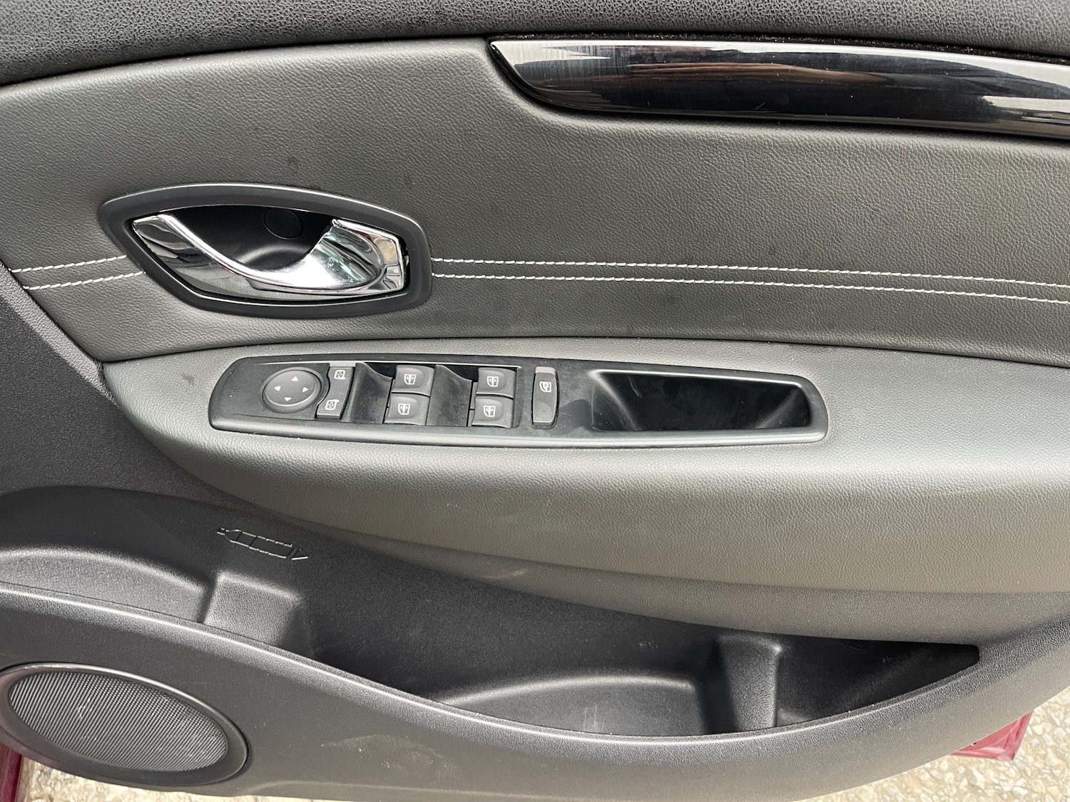 Used Renault Scenic 2015 for sale - 76313789: Photo 52