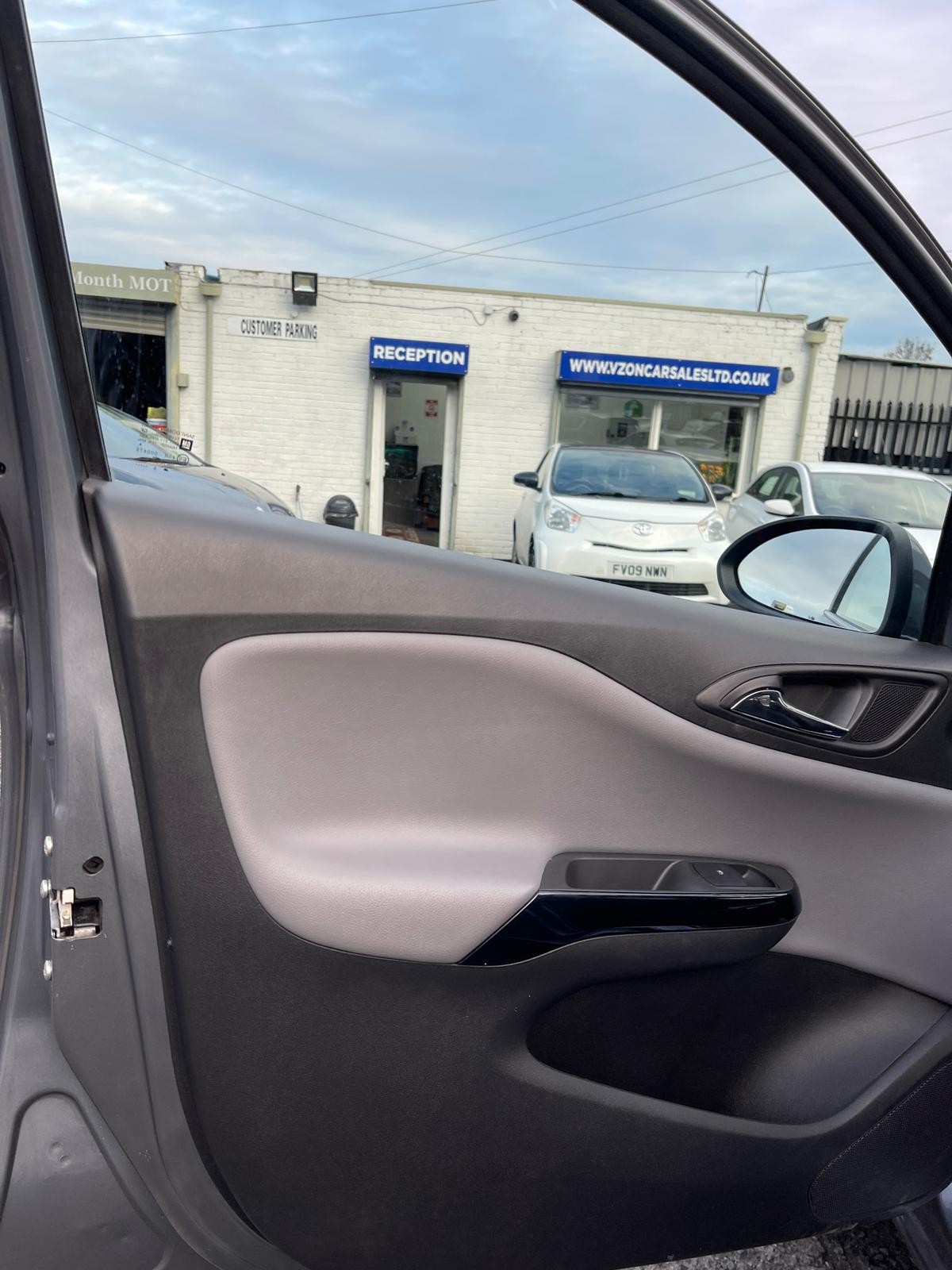 Used Vauxhall Corsa 2016 for sale - 77450865: Photo 41