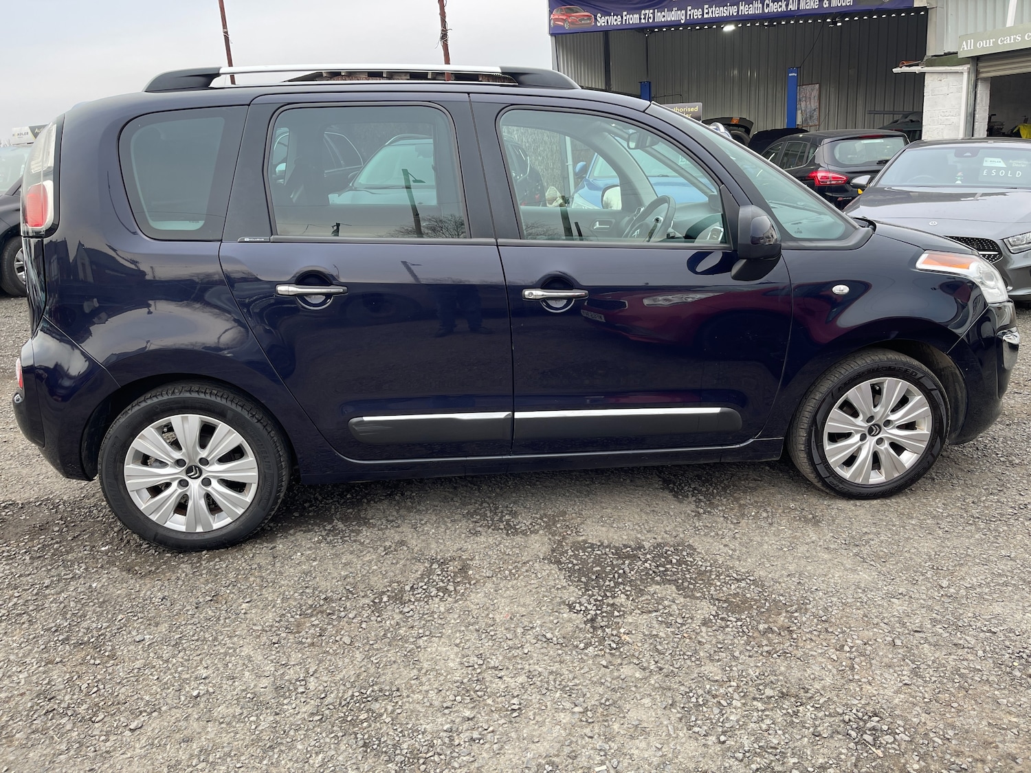 Vehicle 6
