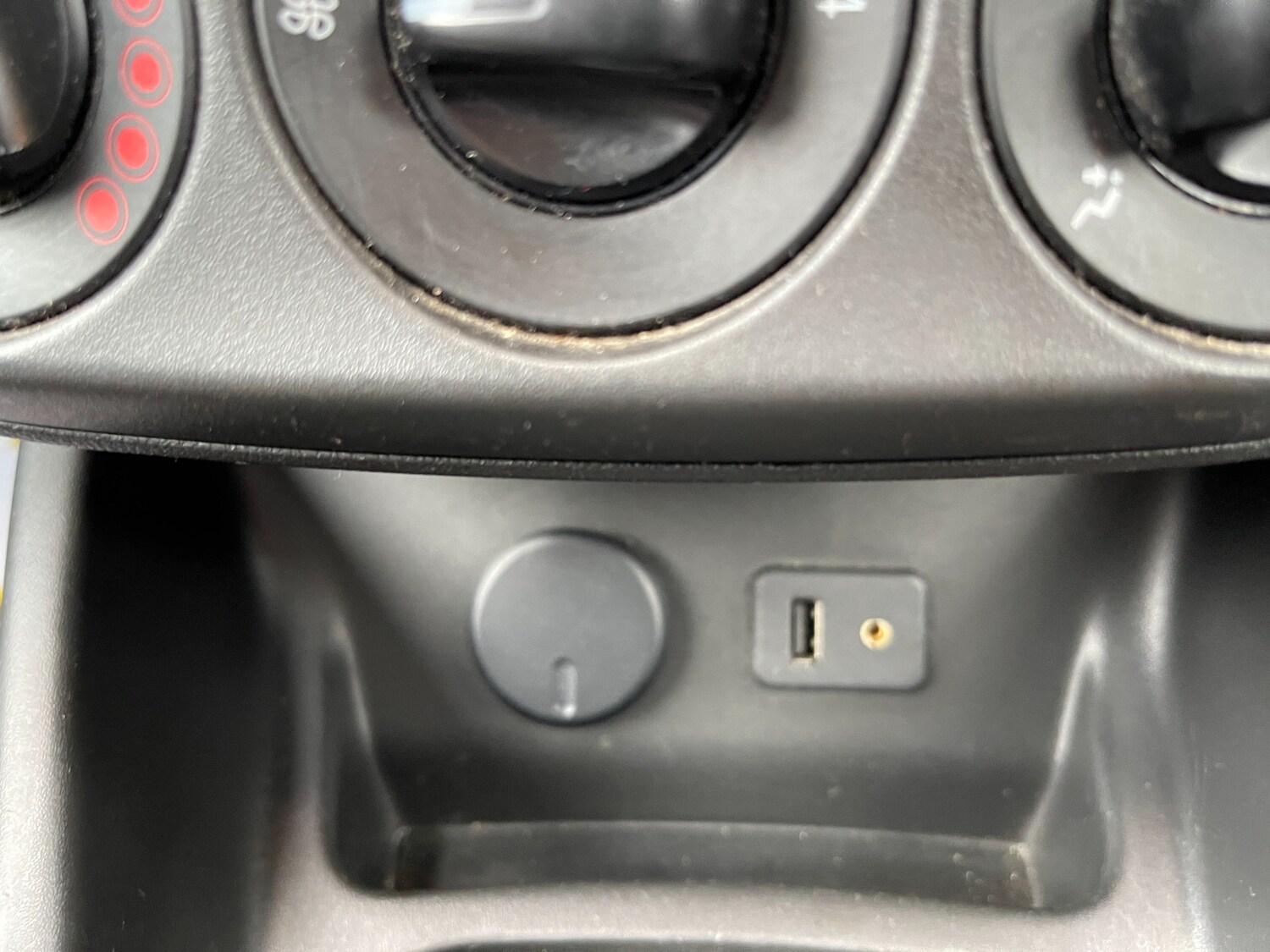 Used Vauxhall Corsa 2015 for sale - 76292866: Photo 30