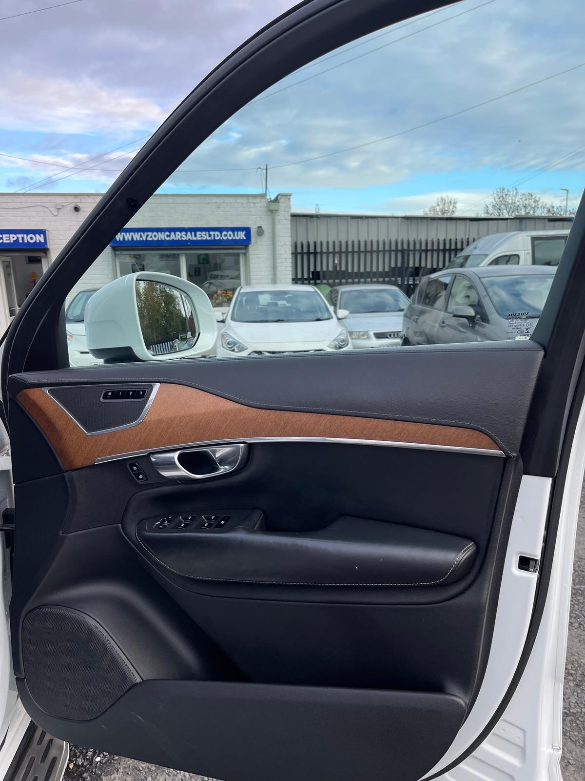 Used Volvo XC90 2019 for sale - 76438927: Photo 72