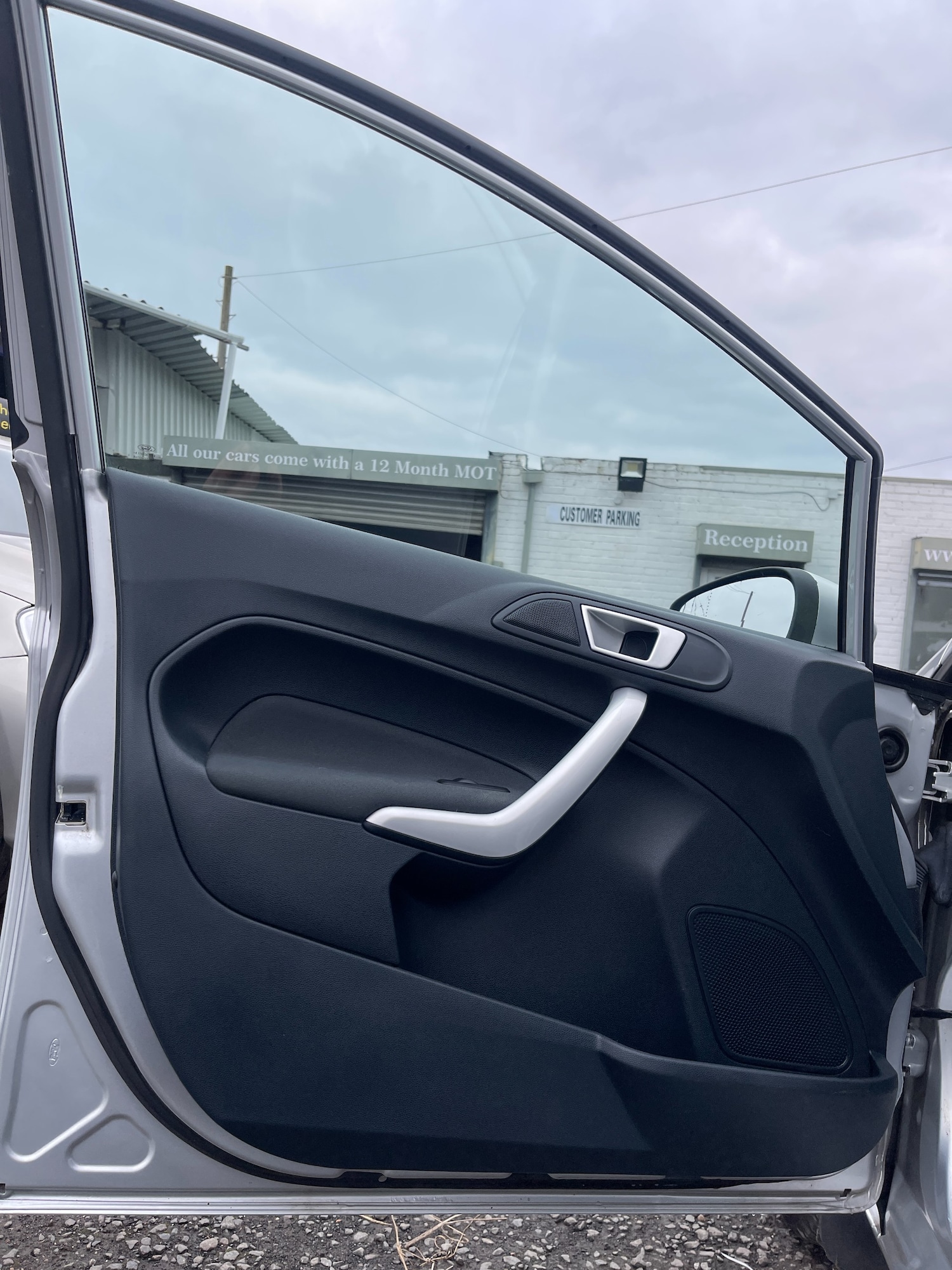 Vehicle 29