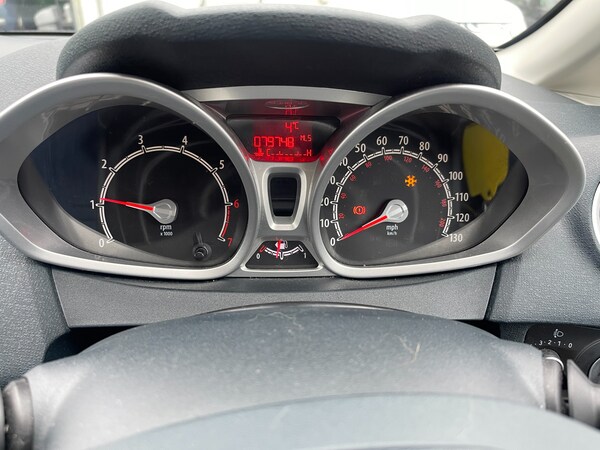 Used Ford Fiesta 2012 for sale - 74999908: Photo 41