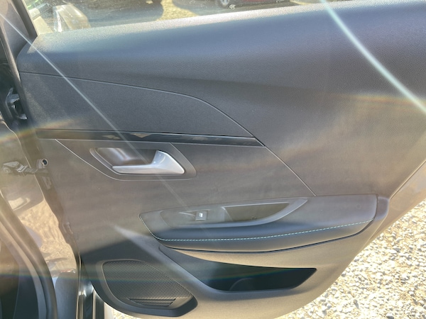 Used Peugeot 208 2021 for sale - 74999846: Photo 24