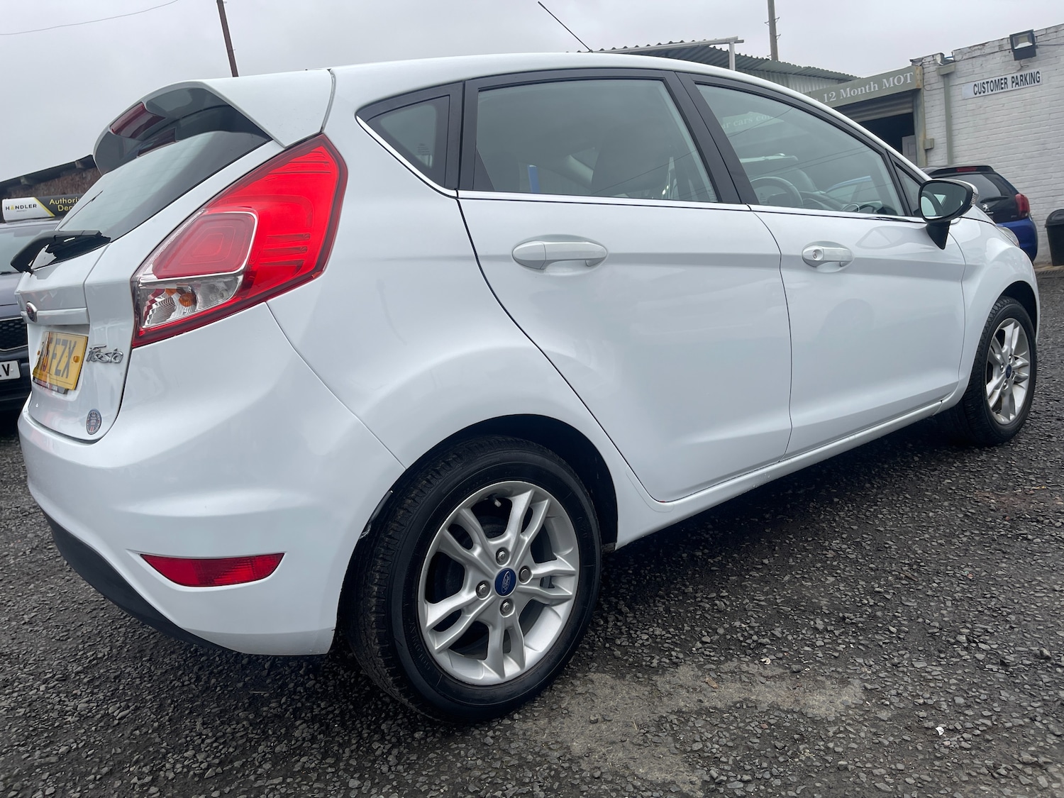 Used Ford Fiesta 2015 for sale - 77327292: Photo 4
