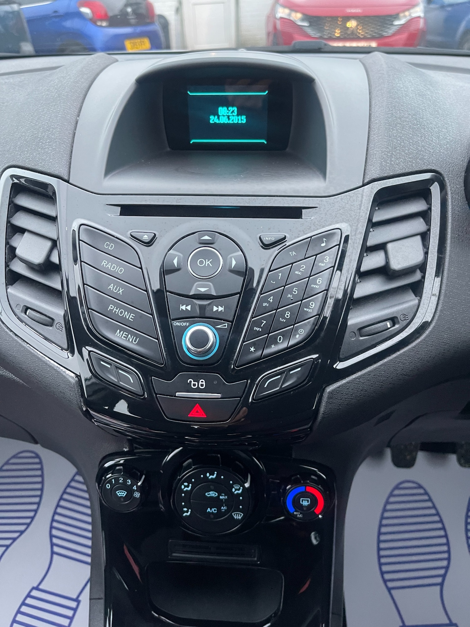 Used Ford Fiesta 2015 for sale - 77327292: Photo 42