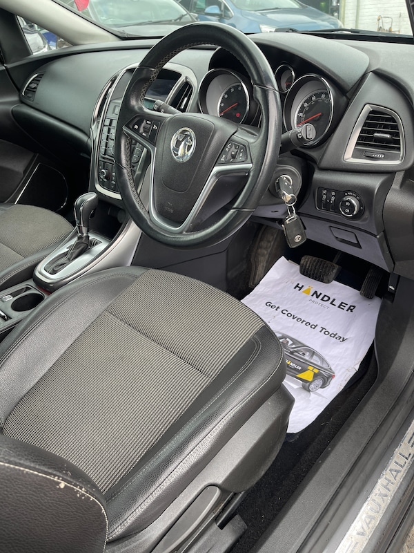 Used Vauxhall Astra 2011 for sale - 74999945: Photo 17