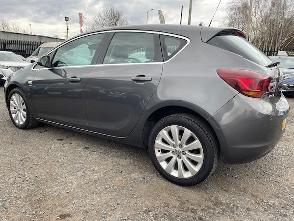 Used Vauxhall Astra 2011 for sale - 74999945: Photo 3